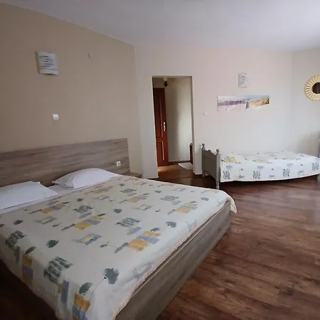 Zenith Πανσιόν