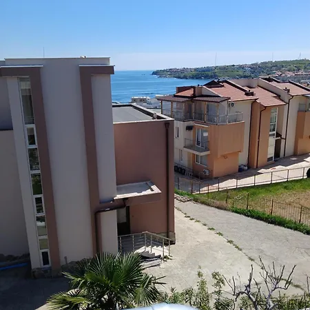 Guest house Zenith 4*