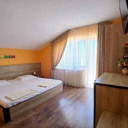 Guest house Zenith 4*