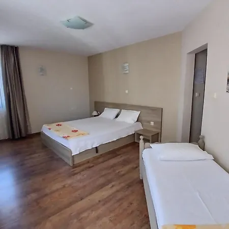 Zenith Guest house