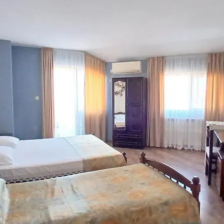 Guest house Zenith 4*