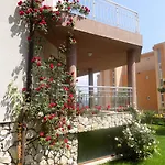بيت ضيافة Zenith 4*